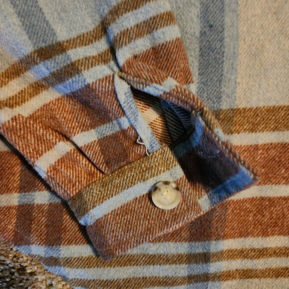 Small Ford Official Licensed Product Plaid Flannel Shirt with Bronco Truck Print - Picture 7 of 13